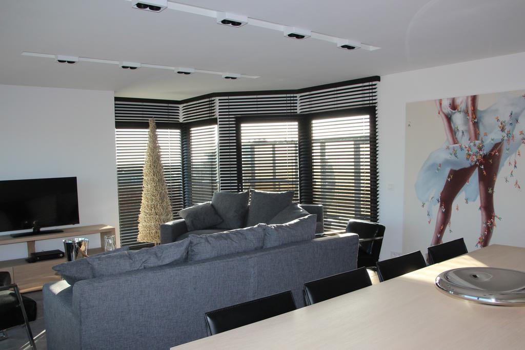 Apartamento Duplex Penthouse Plaza De Panne Habitación foto